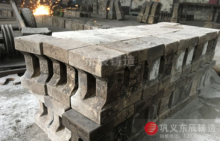 高細(xì)破碎機(jī)錘頭